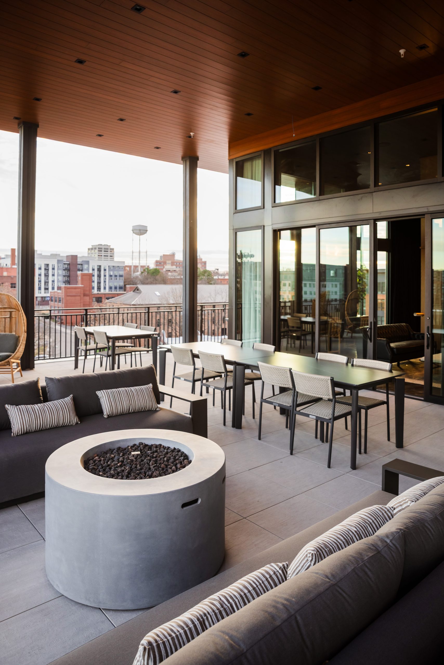 Sky Lounge Rooftop